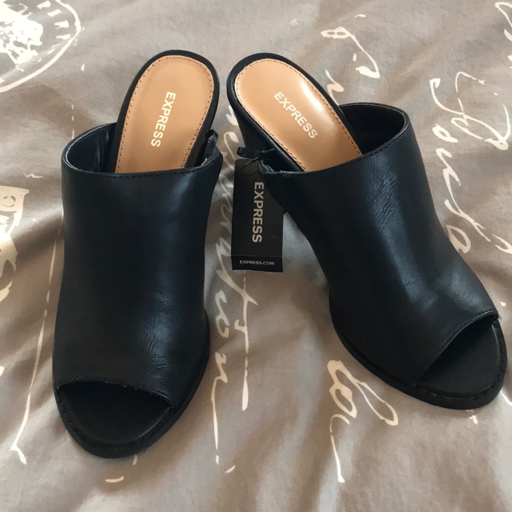Express Heels